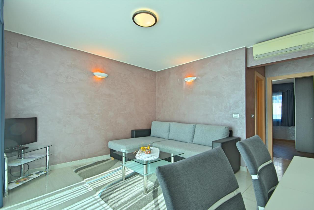 Apartments Riva-Interauto Umag Dış mekan fotoğraf